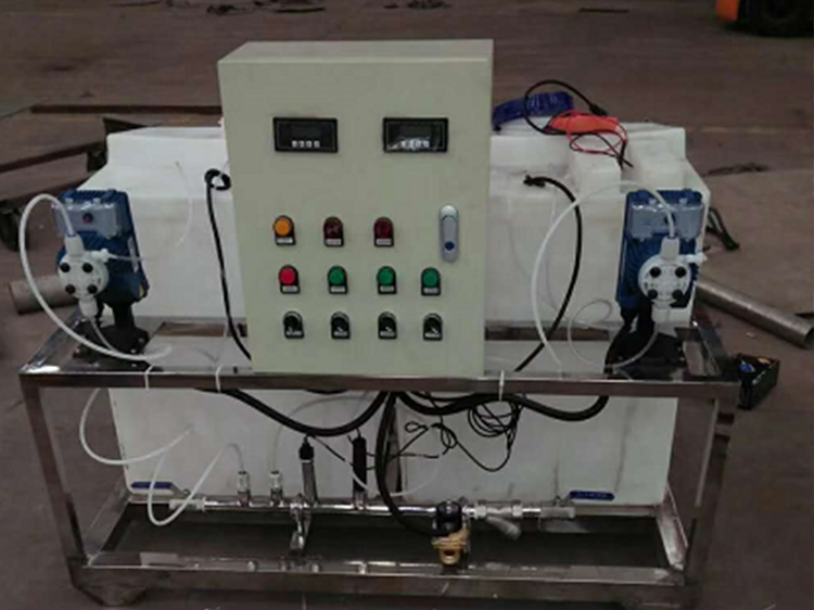 全自动加药装置